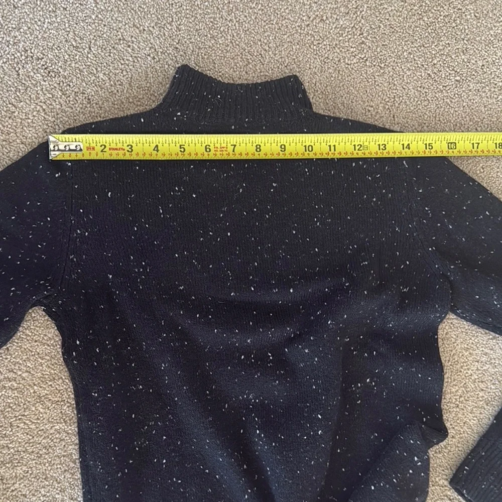 Black Sweater with Polar Bear Design - Picture 7 of 12